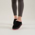 Женские слипоны на платформе UGG Tazz Black Tropical Pink