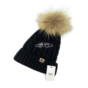 UGG Hat Black