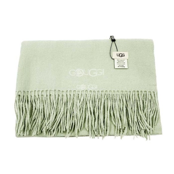 Фисташковый шарф UGG